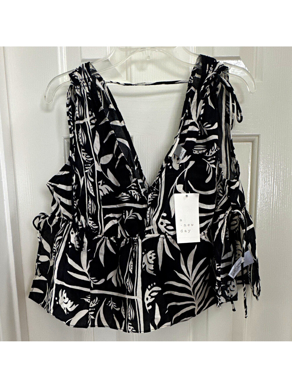 A New Day Women's 2-Piece Tropical Floral Top & Shorts, Size S